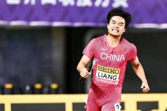 英雄联盟排行榜查询柳亚鹏解说游泳比赛视频游泳经典比赛访谈